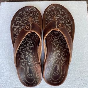 Olukai Mekila, men's size 10, Natural color